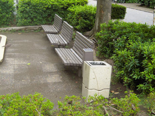 外構ゴミ箱 破損